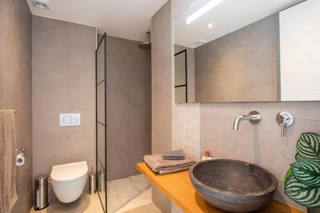 Jan Sofat Lux A24 Apartment Willemstad